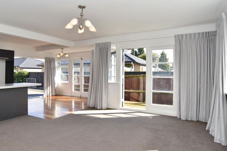 Photo of property in 32 Amyes Road, Hornby, Christchurch, 8042