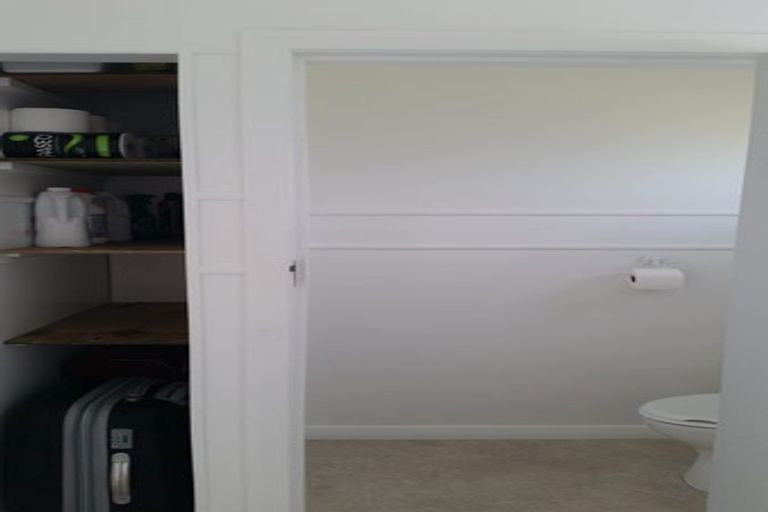 Photo of property in 2 Cambridge Street, Patea, 4520