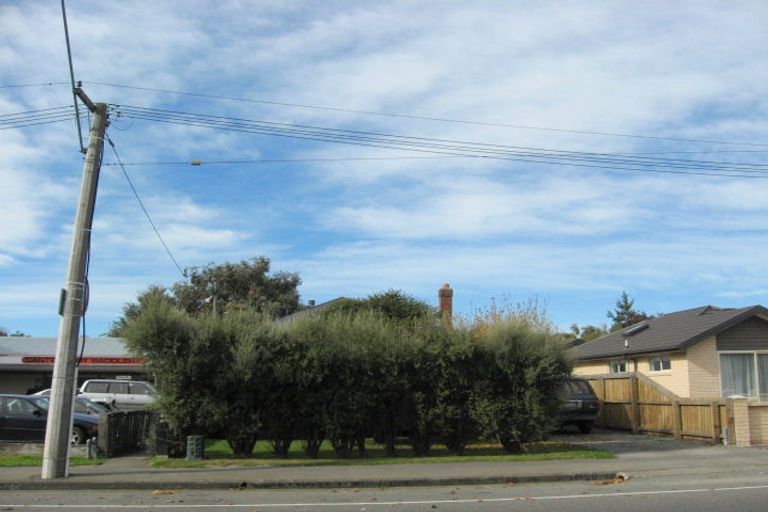 Photo of property in 214 Racecourse Road, Sockburn, Christchurch, 8042