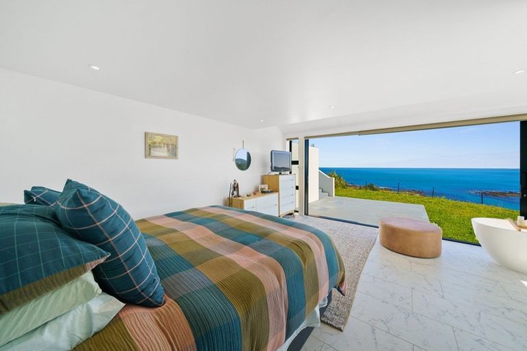 Photo of property in 12 Earn Place, Southgate, Wellington, 6023