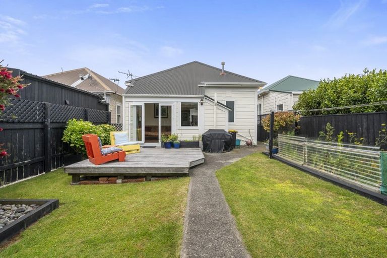 Photo of property in 16 Te Whiti Street, Kilbirnie, Wellington, 6022