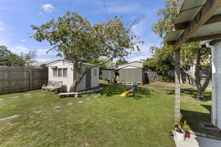 Photo of property in 214 College Street, West End, Palmerston North, 4412