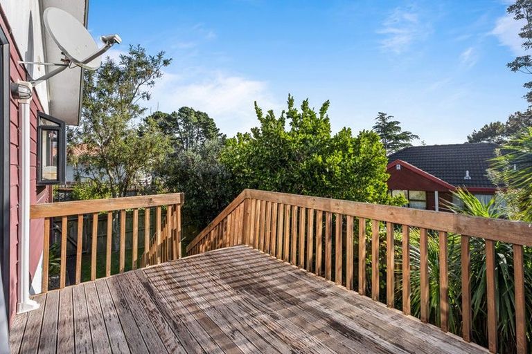 Photo of property in 41 Newington Road, Henderson, Auckland, 0612