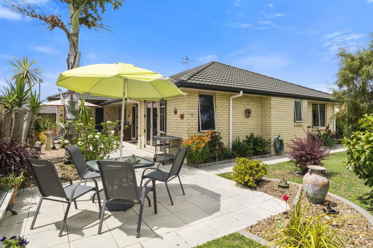 Photo of property in 7 Parkwood Place, Papamoa Beach, Papamoa, 3118