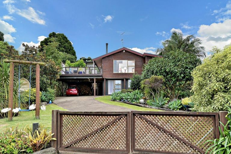 Photo of property in 66 Ronald Avenue, Glenbrook, Waiuku, 2681