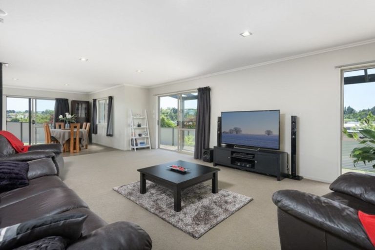 Photo of property in 69 Te Otinga Place, Pyes Pa, Tauranga, 3112