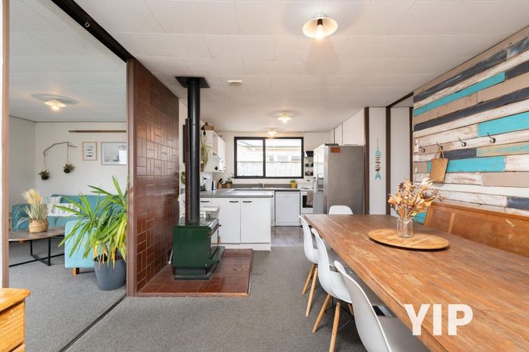 Photo of property in 30 Pukerua Beach Road, Pukerua Bay, 5026