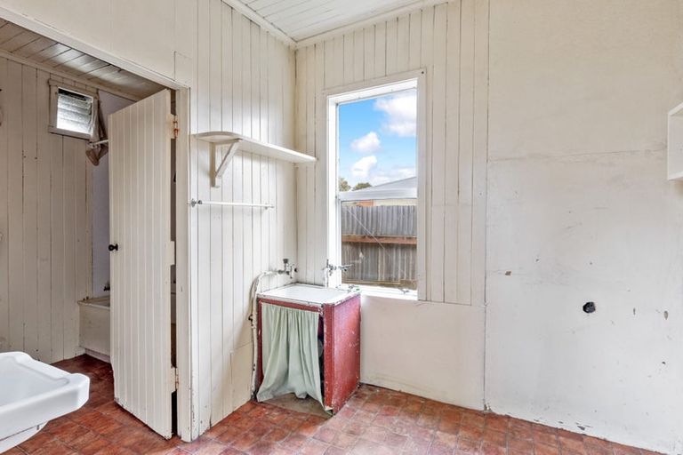 Photo of property in 37 Centre Street, Strathern, Invercargill, 9812