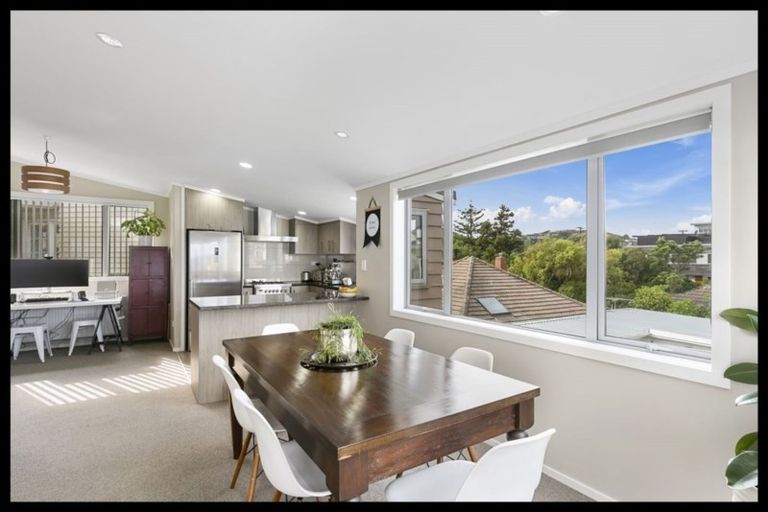 Photo of property in 42b Mandalay Terrace, Khandallah, Wellington, 6035