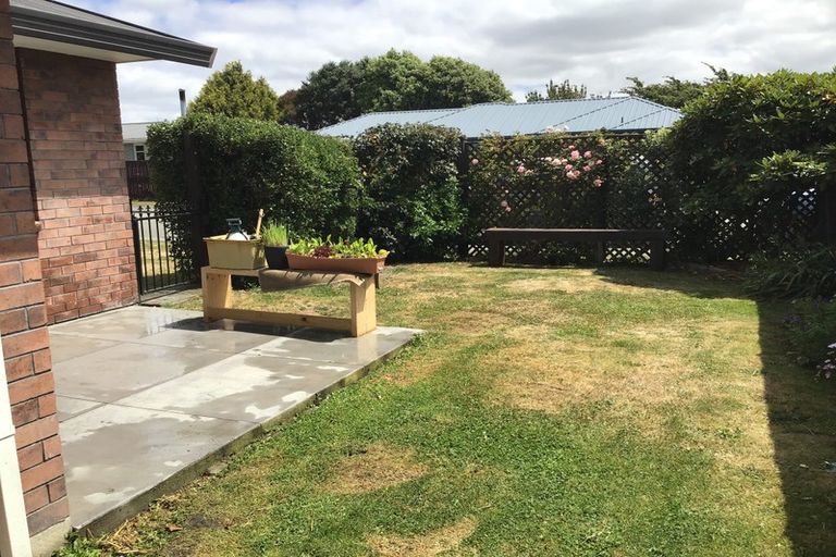 Photo of property in 65 Fern Drive, Halswell, Christchurch, 8025