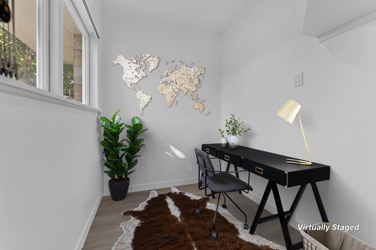 Photo of property in 24 Rollerson Street, Papakura, 2110