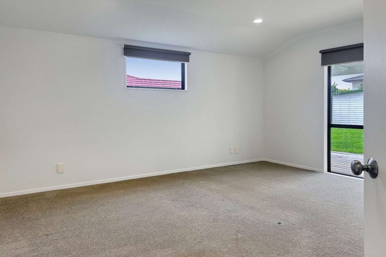 Photo of property in 121 Queens Road, Waikanae Beach, Waikanae, 5036