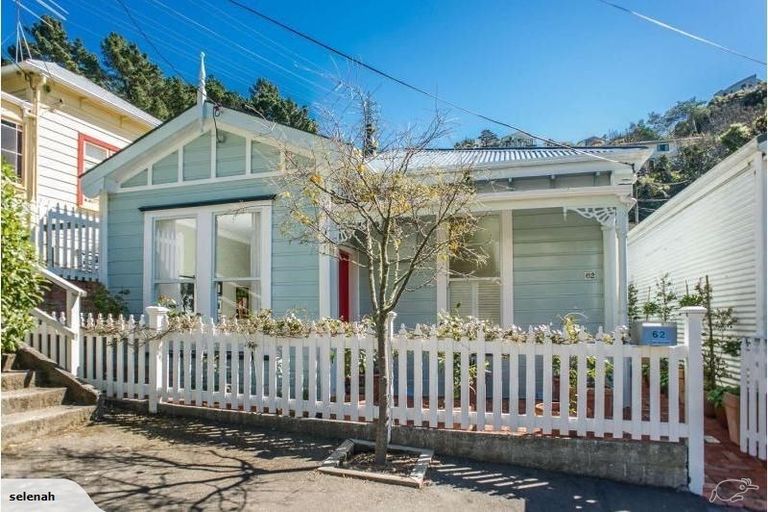 Photo of property in 62 Honiana Te Puni Street, Aro Valley, Wellington, 6021