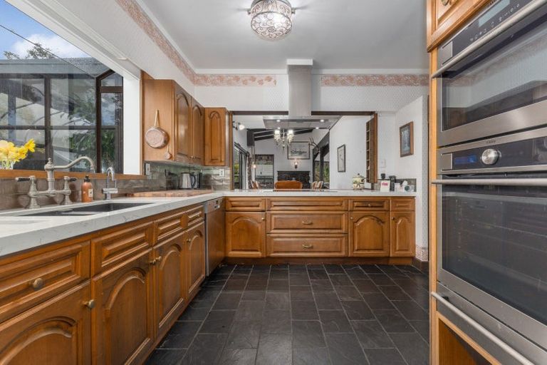 Photo of property in 208 Roslyn Road, Levin, 5510