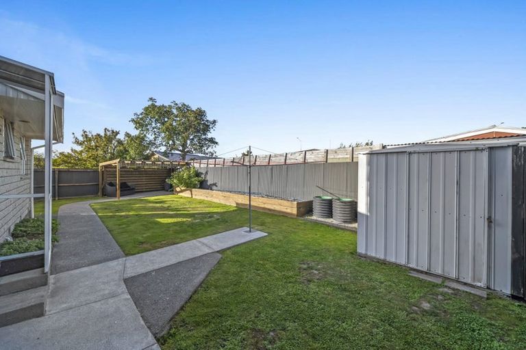 Photo of property in 2/8 Applewood Place, Casebrook, Christchurch, 8051