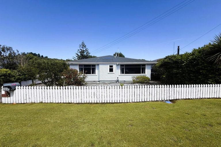 Photo of property in 126 Marsden Road, Greymouth, 7805