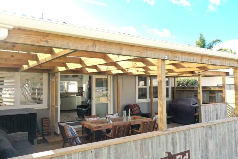 Photo of property in 224 Tui Road, Whangamata, 3620