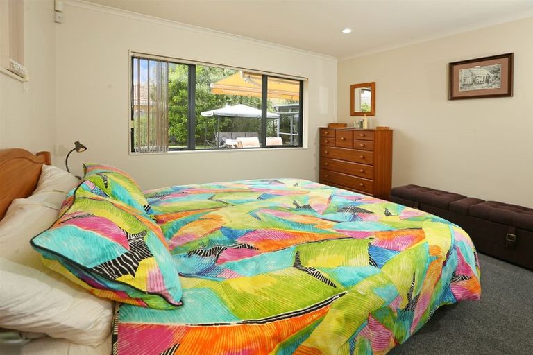 Photo of property in 21 Checkerberry Court, Henderson, Auckland, 0612