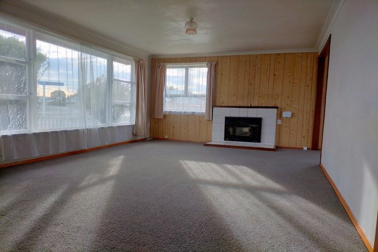 Photo of property in 56 Tennyson Street, Dannevirke, 4930