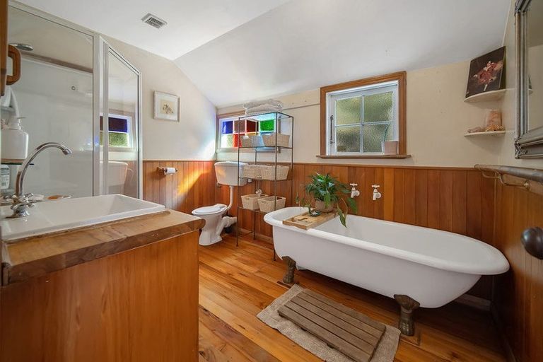 Photo of property in 200 Saint Vincent Street, Toi Toi, Nelson, 7010