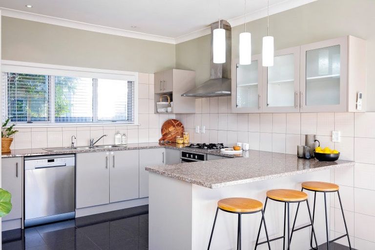 Photo of property in 2 Chambers Street, Napier South, Napier, 4110