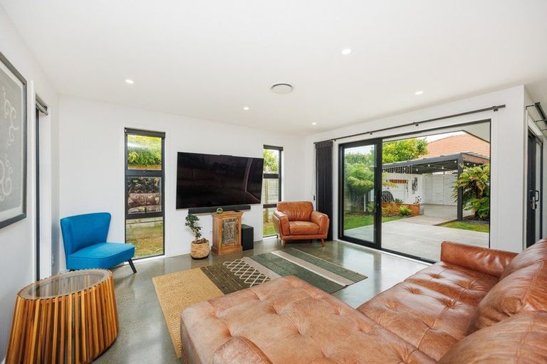 Photo of property in 91 Fitzroy Street, Terrace End, Palmerston North, 4410