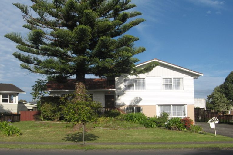 Photo of property in 127 Cascades Road, Pakuranga Heights, Auckland, 2010