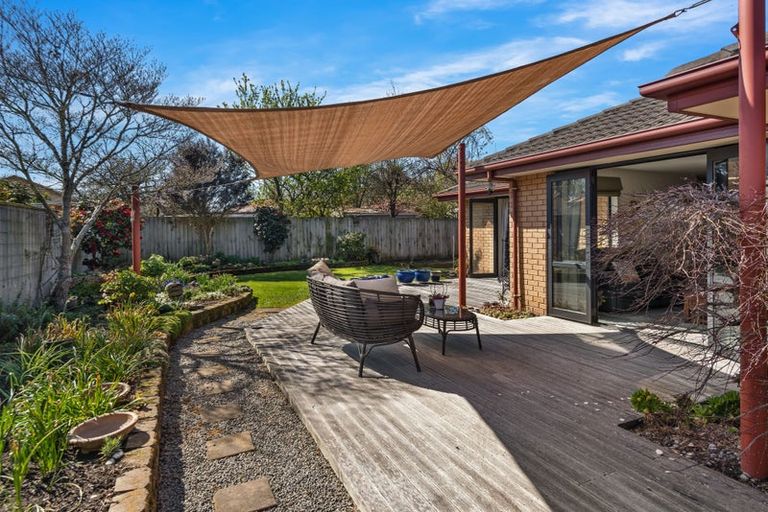 Photo of property in 21 Richard Seddon Drive, Northwood, Christchurch, 8051