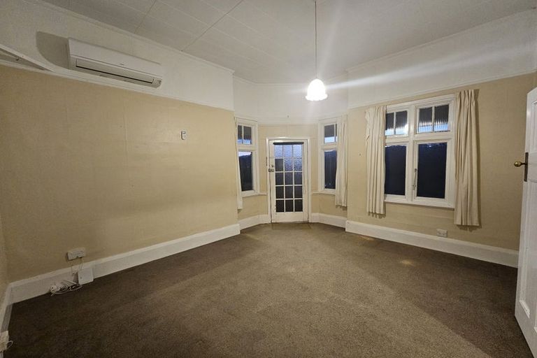 Photo of property in 1-3/2 Baden Road, Hataitai, Wellington, 6021