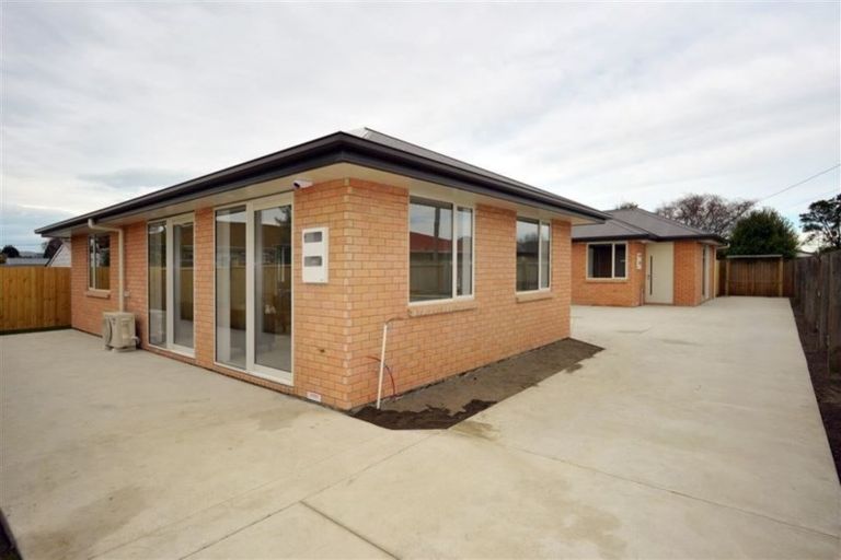 Photo of property in 2/34 Neill Street, Hornby, Christchurch, 8042