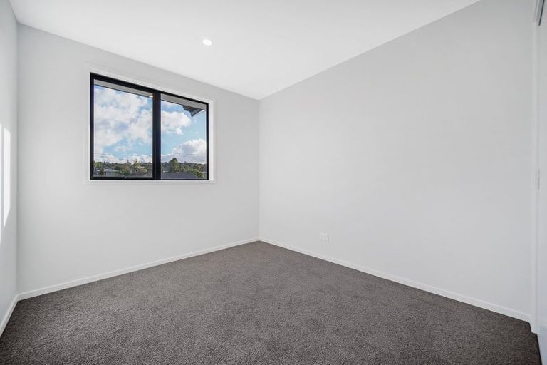 Photo of property in 129b Seabrook Avenue, New Lynn, Auckland, 0600