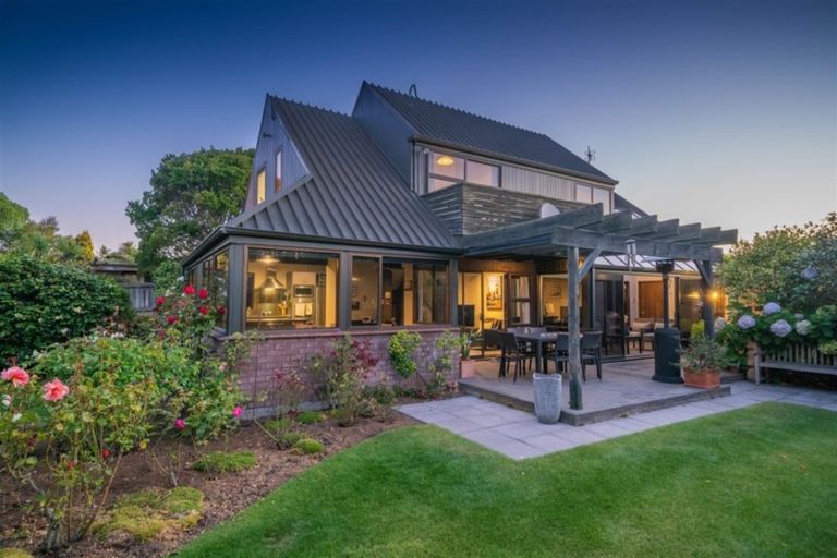 Photo of property in 253 Pine Avenue, South New Brighton, Christchurch, 8062