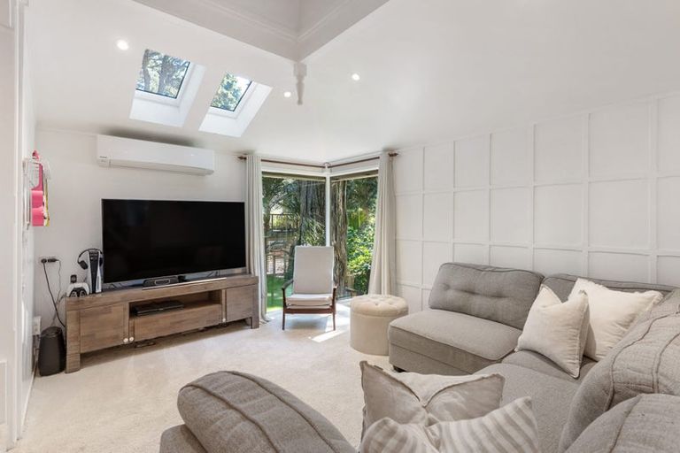 Photo of property in 25a Moore Street, Hillcrest, Auckland, 0627