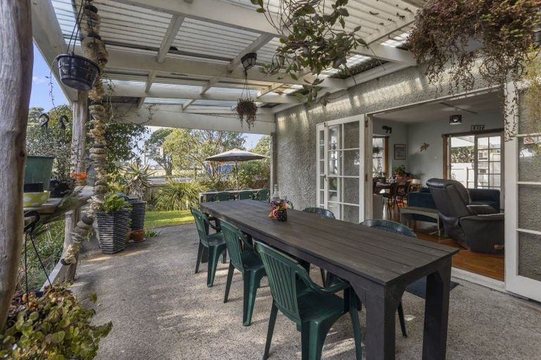 Photo of property in 9 West Beach, Waitara, 4320