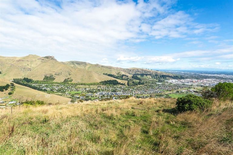 Photo of property in 11 Parkridge Place, Mount Pleasant, Christchurch, 8081