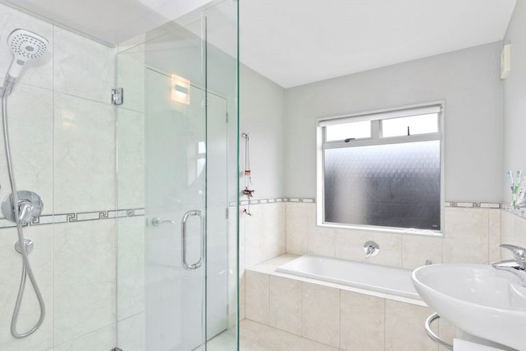 Photo of property in 13 Oriental Parade, Papamoa Beach, Papamoa, 3118