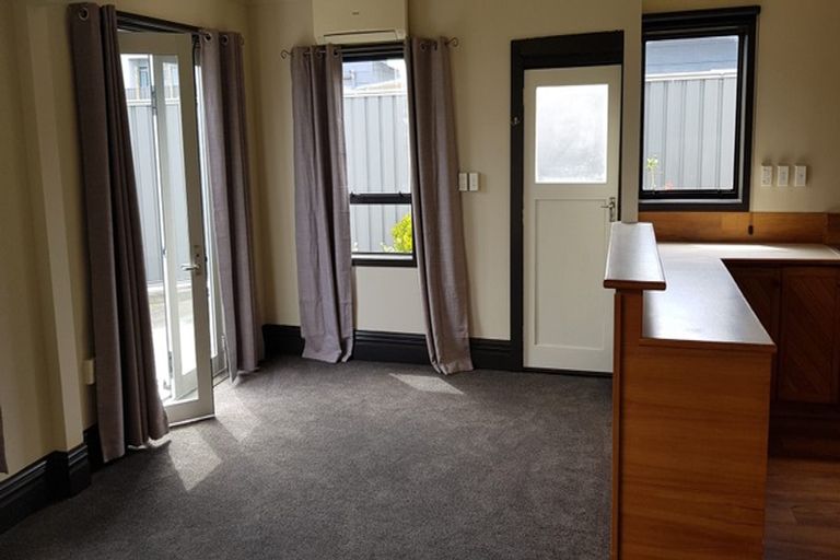 Photo of property in 102 Mcgrath Street, Napier South, Napier, 4110