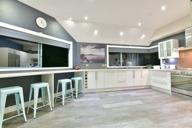 Photo of property in 80 Scott Road, Stanmore Bay, Whangaparaoa, 0932