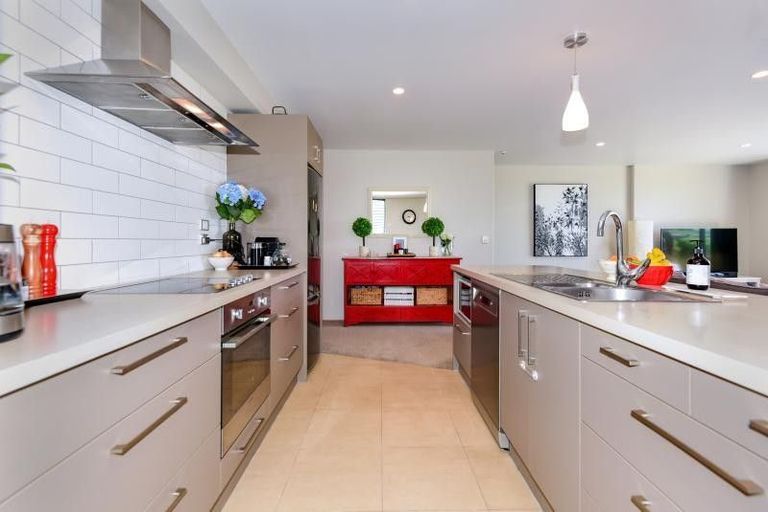 Photo of property in 5a Sienna Court, Aidanfield, Christchurch, 8025