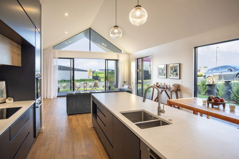 Photo of property in 18 Maataitai Road, Raglan, 3225