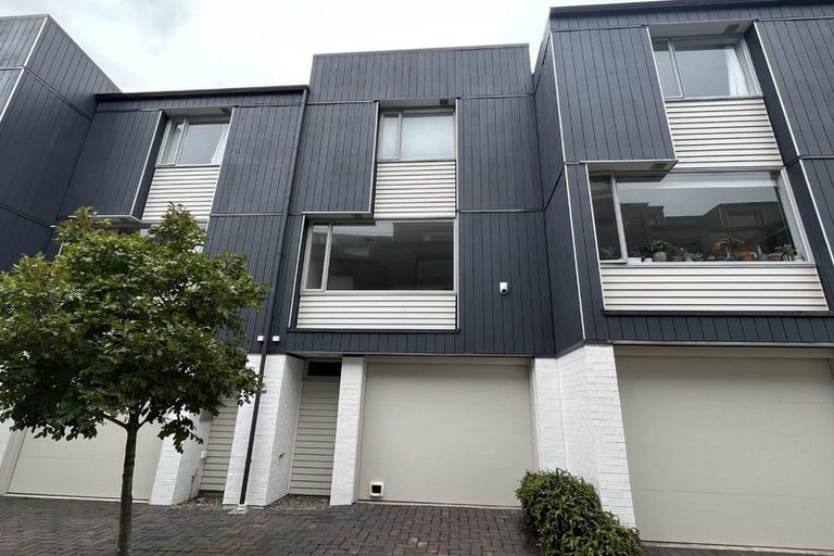 Photo of property in The Altair, 40/120 Rintoul Street, Newtown, Wellington, 6021