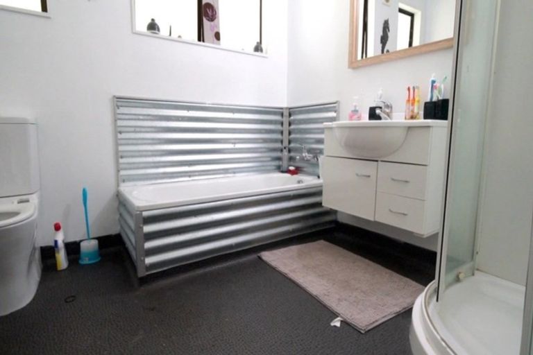 Photo of property in 12 Tame Porati Street, Manakau, Levin, 5573