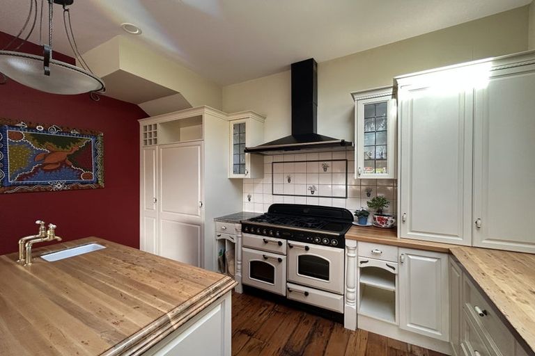 Photo of property in 2/1 Wilkinson Street, Oriental Bay, Wellington, 6011