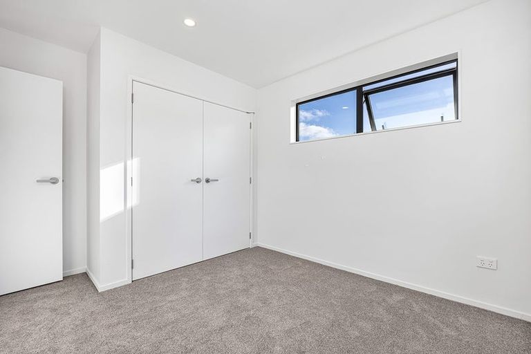 Photo of property in 33 Mountain Road, Mangere Bridge, Auckland, 2022
