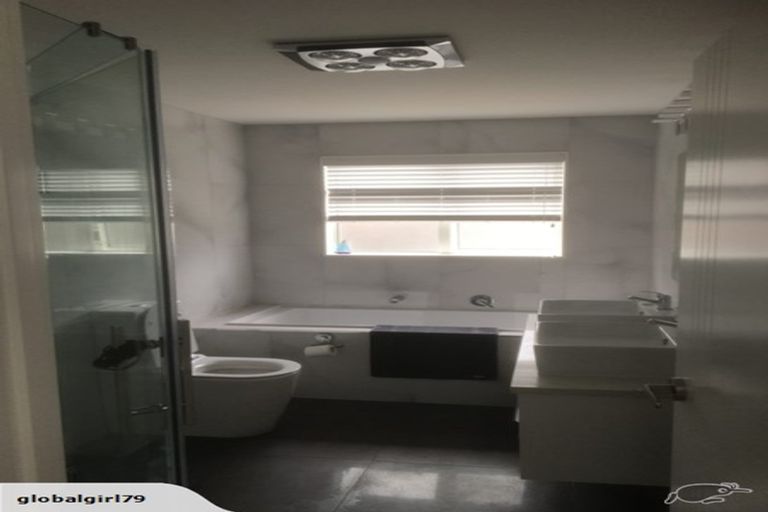 Photo of property in 9 Parkview Drive, Gulf Harbour, Whangaparaoa, 0930