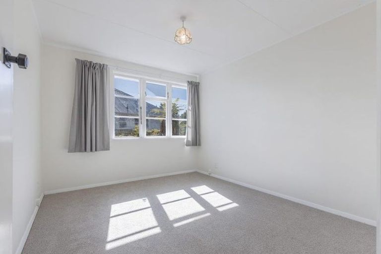 Photo of property in 9 Nalder Place, Linwood, Christchurch, 8062