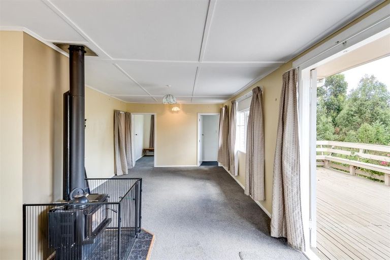 Photo of property in 69 Tiffen Lane, Waipawa, 4210