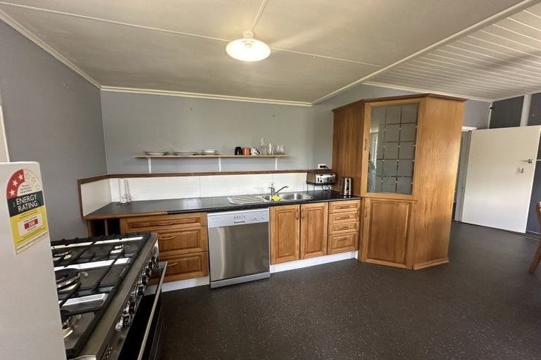 Photo of property in 2 York Street, Eltham, 4322