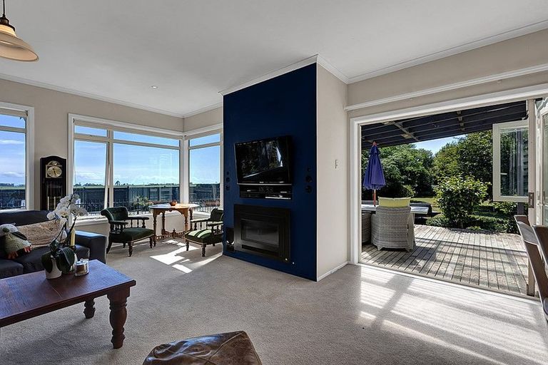 Photo of property in 524 Tikorangi Road, Tikorangi, Waitara, 4383