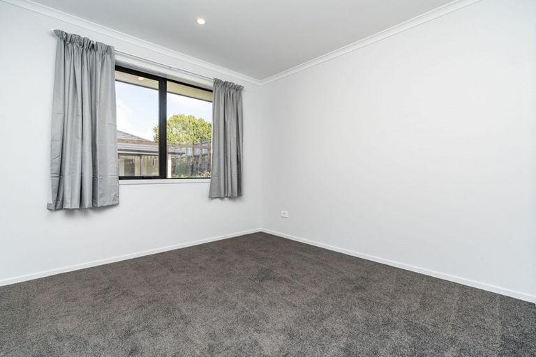 Photo of property in 27 Okaihau Place, Tikipunga, Whangarei, 0112